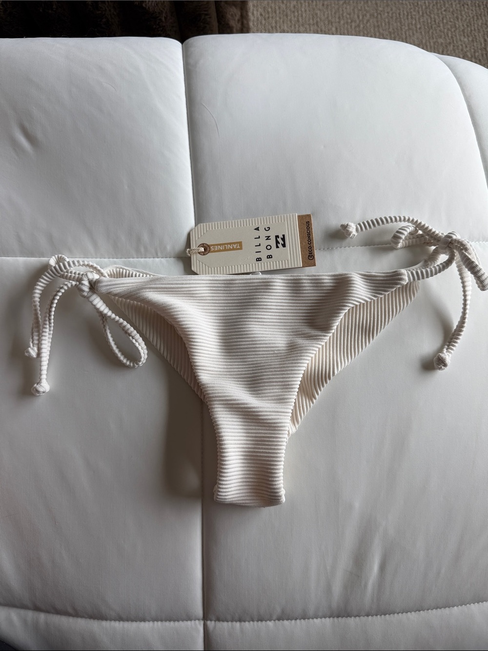 NWT Billabong Bikini Bottoms
